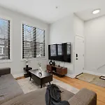 4br 3ba Pilsen Retreat - 10 Min From Downtown Chicago