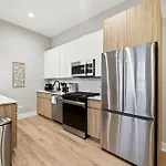 Comfy - Gym Free Parking & Modern Amenities Apartment Chicago