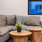 Steps From The Lake Edgewater Modern 2Bd 2Ba