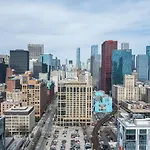 Apartment Downtown Penthouse 5bd Views Parking Gym *