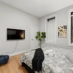 4br 3ba Pilsen Retreat - 10 Min From Downtown *