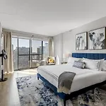 Apartment Dtown Penthouse 2bd Parking Gym, Pvt Patio #13 Chicago