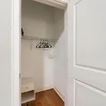 Apartment 4br 3ba Pilsen Retreat - 10 Min From Downtown