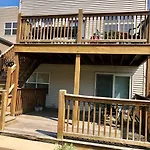 Spacious 2br Near Univ Of Away From Apartment Chicago