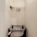 Apartment 4br 3ba Pilsen Retreat - 10 Min From Downtown *