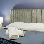 4br 3ba Pilsen Retreat - 10 Min From Downtown Apartment Chicago