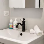 4br 3ba Pilsen Retreat - 10 Min From Downtown Chicago