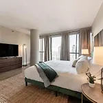 Downtown Penthouse 5bd Views Parking Gym *