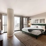 Downtown Penthouse 5bd Views Parking Gym Apartment