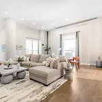 Downtown Penthouse 5bd Views Parking Gym * Chicago