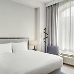 Fairfield And Downtown/ Magnificent Mile Hotel