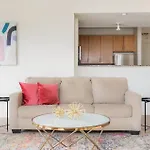 Aparthotel Kasa South Loop