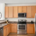 Kasa South Loop 4*