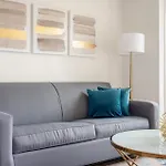 Kasa South Loop Aparthotel