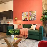 Fully Equipped 2Br Apartment In South Loop With Optional Parking And Gym Access Near Mccormick Place & Lakefront Attractions