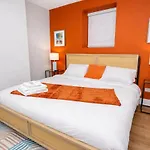 Modern 3Br Chicago Downtown Apartment Near Loyola University & Lakefront