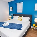 Modern 3Br Chicago Downtown Apartment Near Loyola University & Lakefront