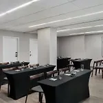 Fairfield Inn And Suites Chicago Downtown/ Magnificent Mile