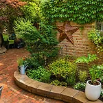 Bed & Breakfast House 5863- Chicago's Premier 4*
