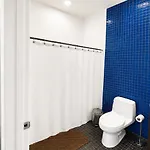 House 5863- Chicago's Premier 4*