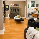 House 5863- Chicago's Premier Chicago