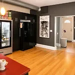 House 5863- Chicago's Premier