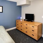 House 5863- Chicago's Premier 4*