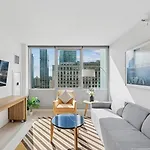 Sentral Michigan Avenue Chicago