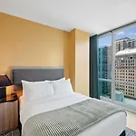 Sentral Michigan Avenue Hotel 3*