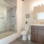 2br Perfect For Convention And Business Trips Near Mccormick Place, Arena, Soldier Field And Grant Park Chicago
