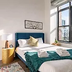 Apartment 2br Perfect For Convention And Business Trips Near Mccormick Place, Arena, Soldier Field And Grant Park
