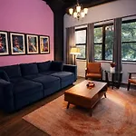 Mccormick Place Huge 2br Cozy Loft With Optional Parking Sleeps 8 Near Soldier Field And Grant Park *