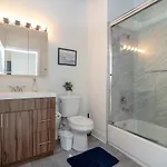 Mccormick Place Amazing 2br With View And Optional Parking For Up To 8 Guests Near Soldier Field And Lakefront Trail Apartment Chicago