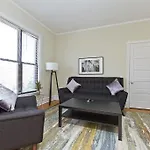 Two-Bedroom On N Lincoln Avenue Apt 3D