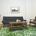 Four-Bedroom On W Grace Street Apt 1W