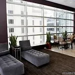 The Penthouse At Grand Plaza 4* Chicago