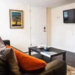One-Bedroom On W Palmer Street Apt L1