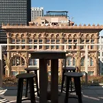 Two-Bedroom On W Van Buren Street Apt 1104