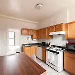 Three-Bedroom On N Lincoln Avenue Apt 3E