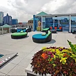 Global Luxury Suites At Riverwalk