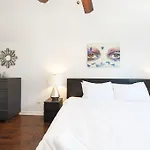 Three-Bedroom On N Lincoln Avenue Apt 2F