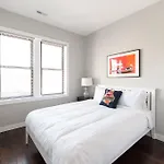 Three-Bedroom On N Damen Avenue Apt 3E