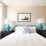 Two-Bedroom On N Lincoln Avenue Apt 2R