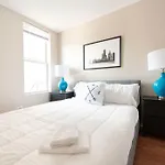 Two-Bedroom On N Lincoln Avenue Apt 2R