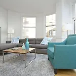 Three-Bedroom On W Van Buren Street Apt 701