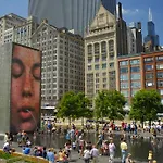 Millennium Park Two-Bedroom Apartment 5Th Floor Unit 3