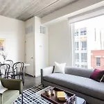 One-Bedroom On N Milwaukee Avenue Apt 402