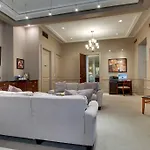 Dewitt Hotel And Suites