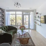 Sonder Lincoln Park Aparthotel Chicago