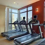 Hilton Magnificent Mile Hotel 3*